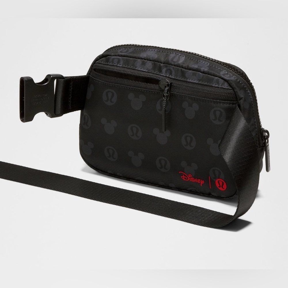 NEW DISNEY X LULULEMON EVERYWHERE BELT BAG MICKEY LOGO - Picture 5 of 10